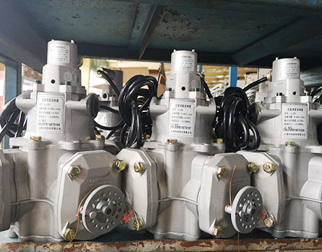 Pump and dispenser, fuel dispensing pump, gasoline pump 